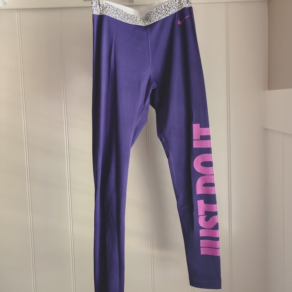 Nike Pro leggings